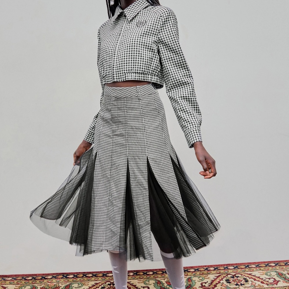 NWT Tulle Black & White Pleated Skirt